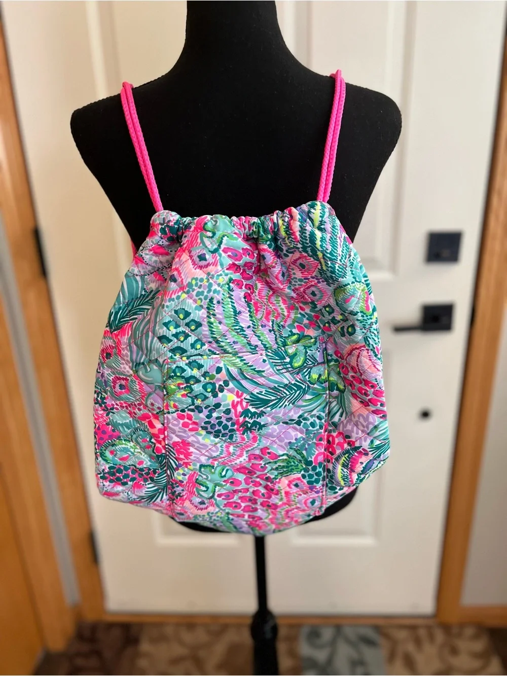Lilly Pulitzer quilted banana split drawstring vibrant drawstring backpack bag.